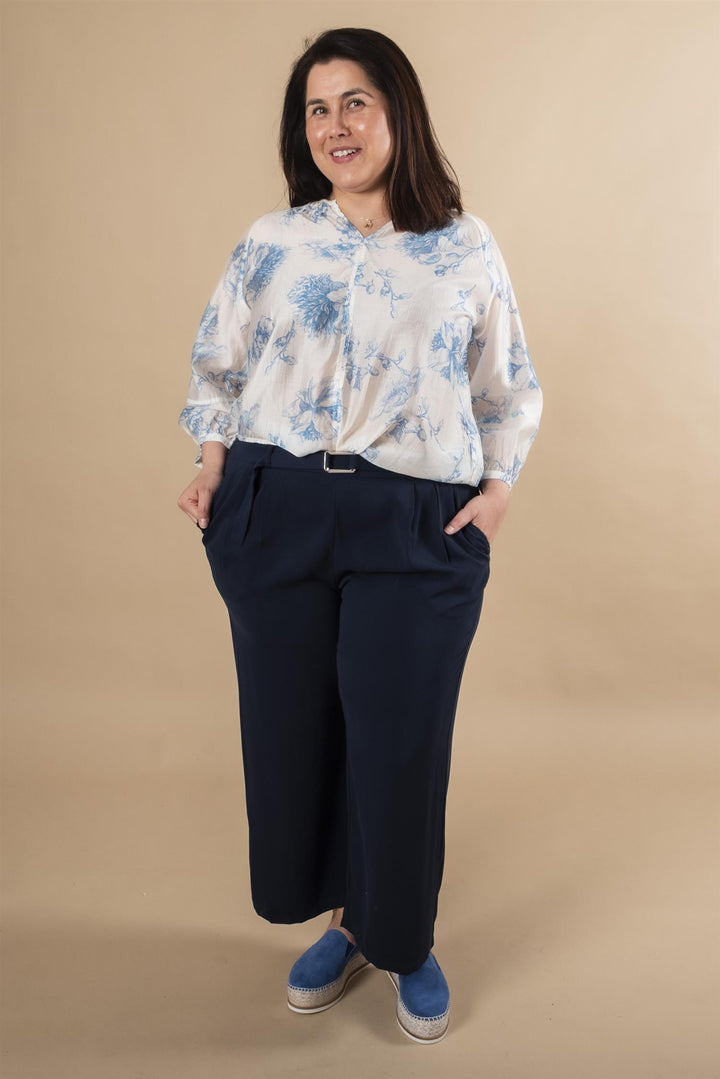 KCilia Cropped Pants - Midnight Marine