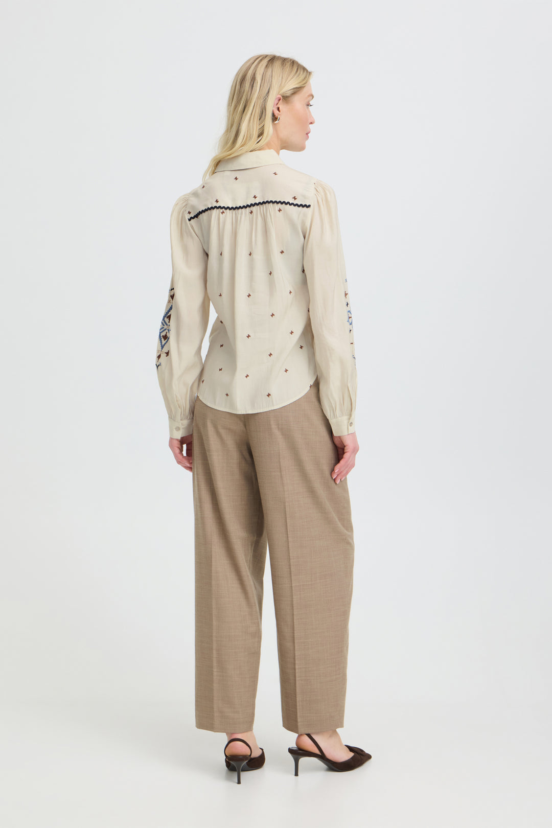BYIRISA SHIRT - Birch
