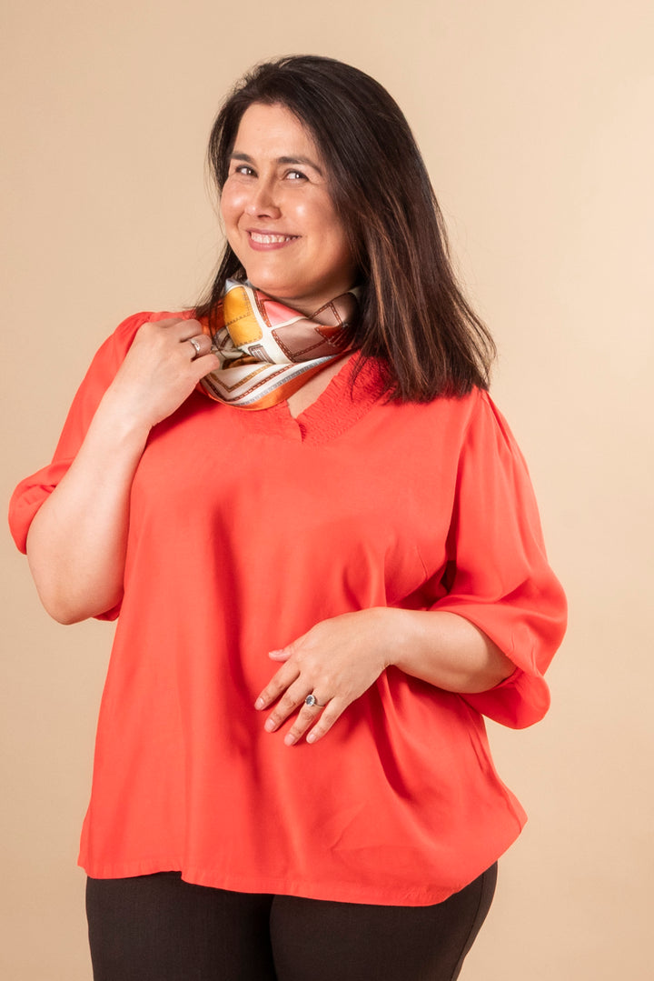 KCdania Blouse - Cayenne