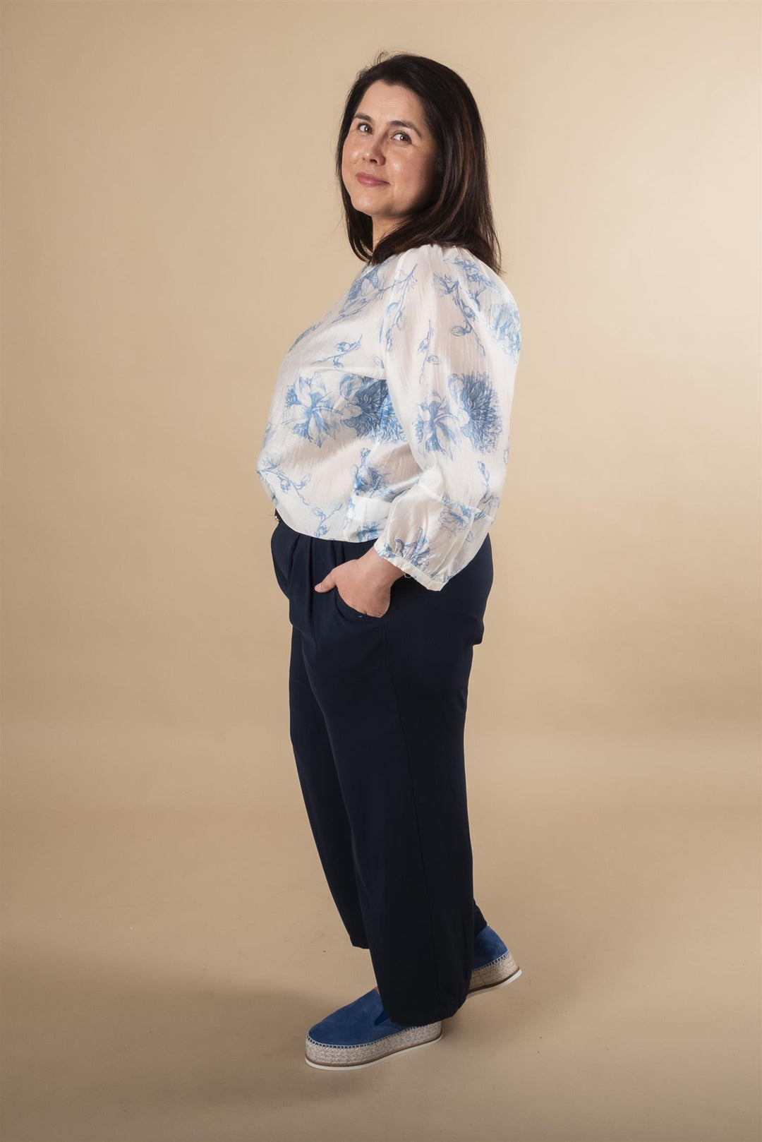 KCilia Cropped Pants - Midnight Marine