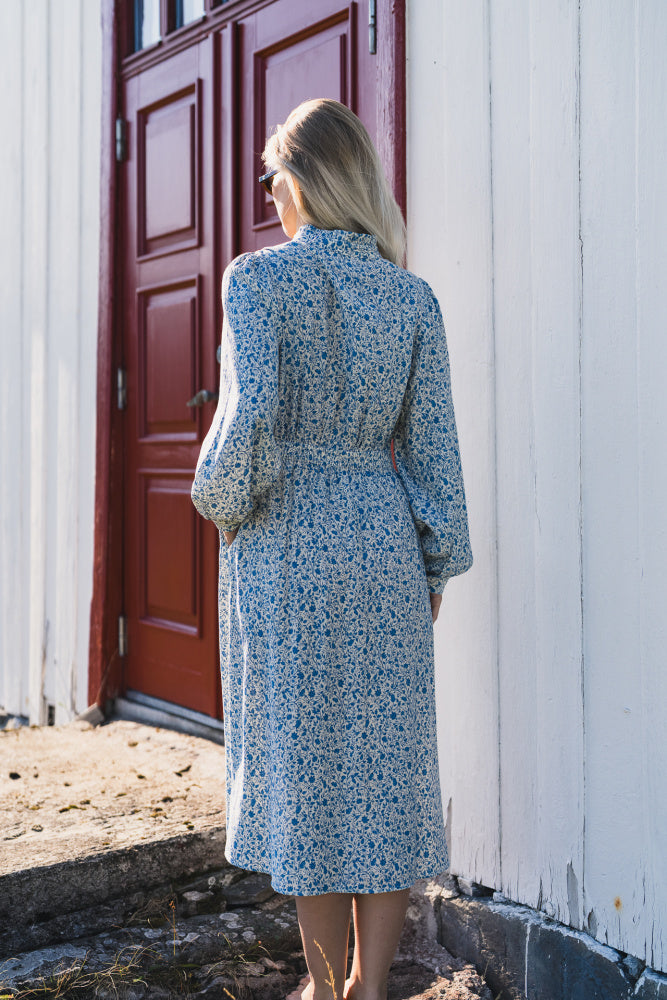 Astrid Midi Dress - Quiet Harbor Flower