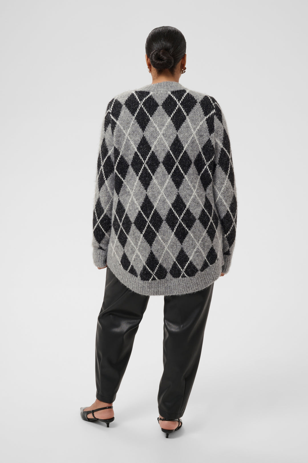 KCsima Cardigan - Black/GM/White Argyle