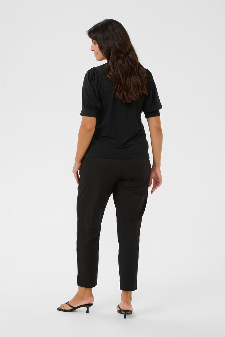 KCsissy T-Shirt - Black Deep