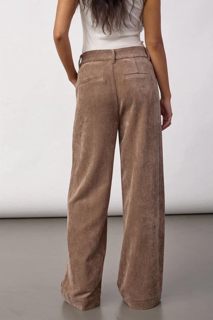 DaisyCC Cord Pant - Walnut