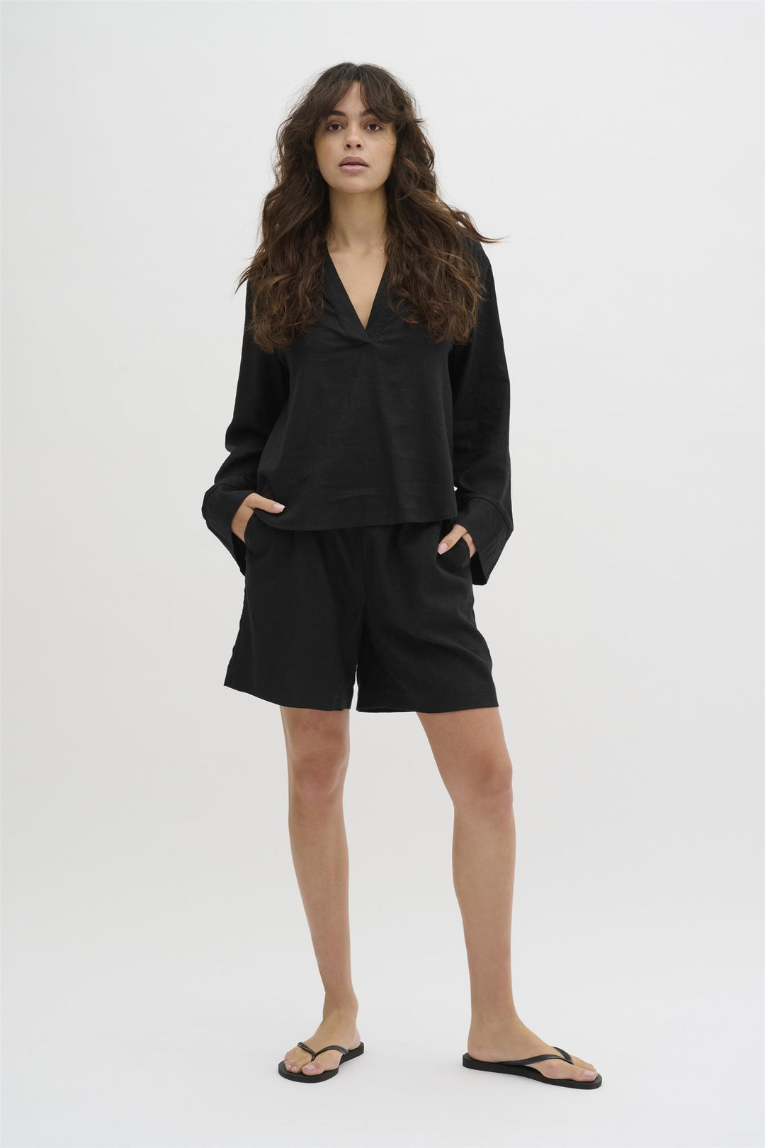 Dias Linen Blouse - Black