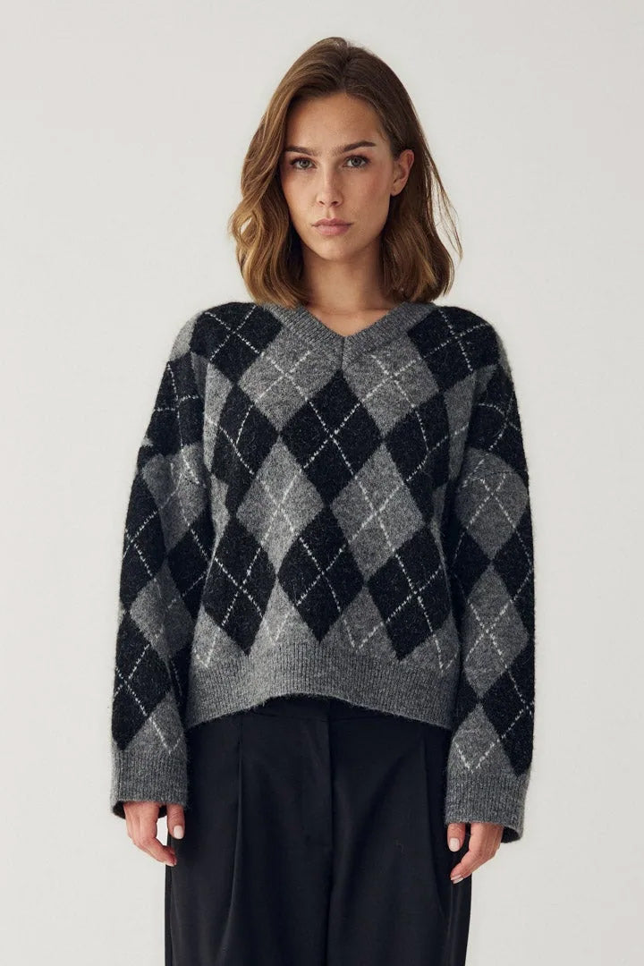 Lai V-neck Knit - Black Grey Check