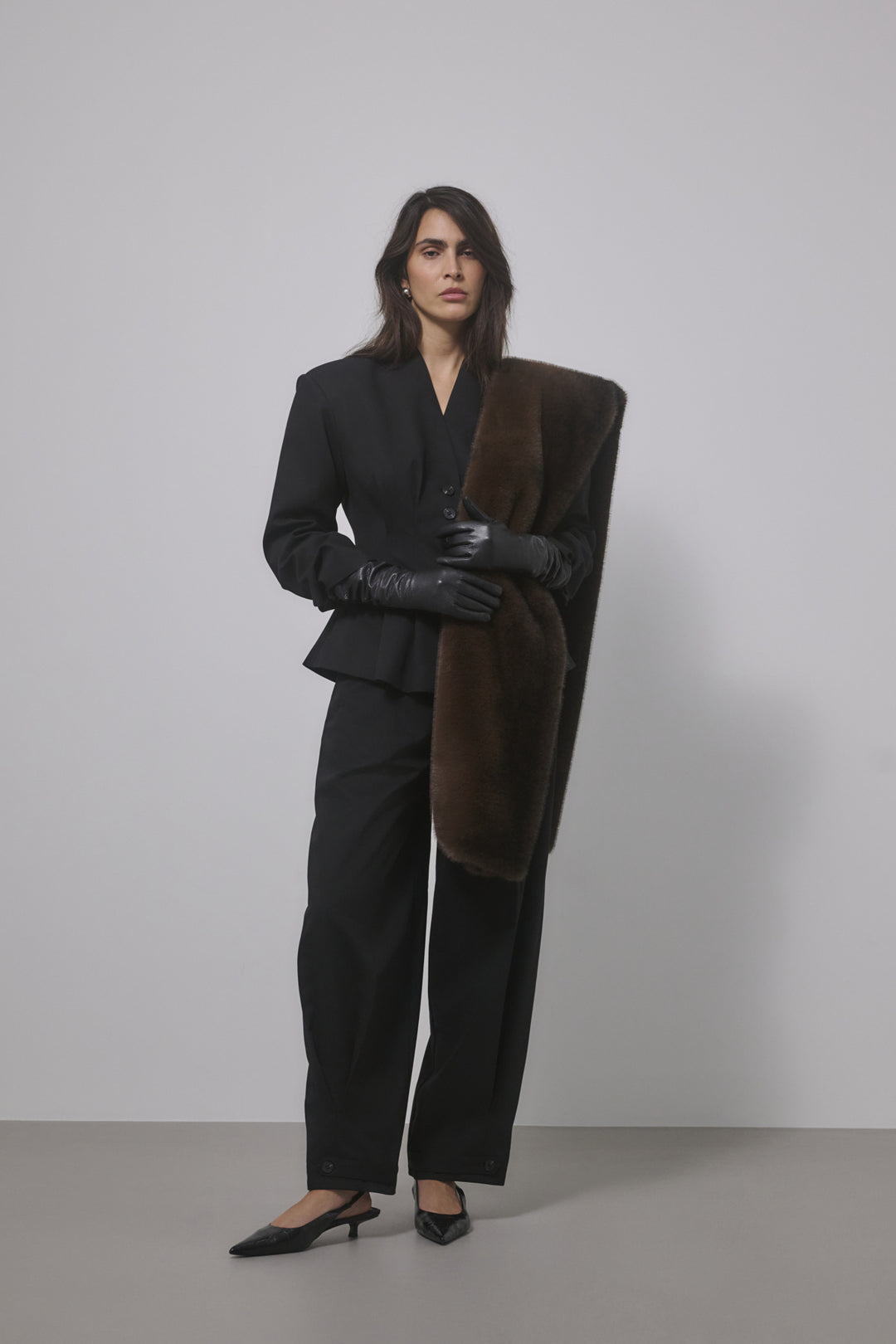 Evelina Shaped Blazer - Balck