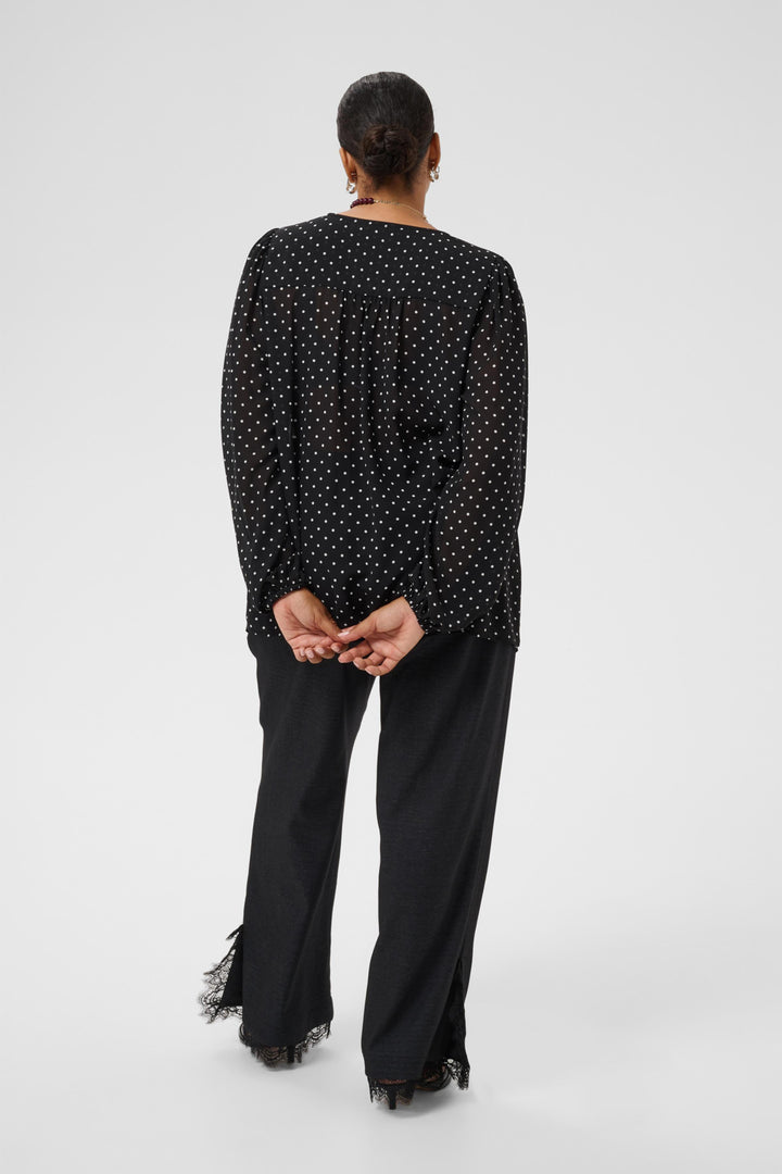 KCminda Blouse - Black W. White Dot