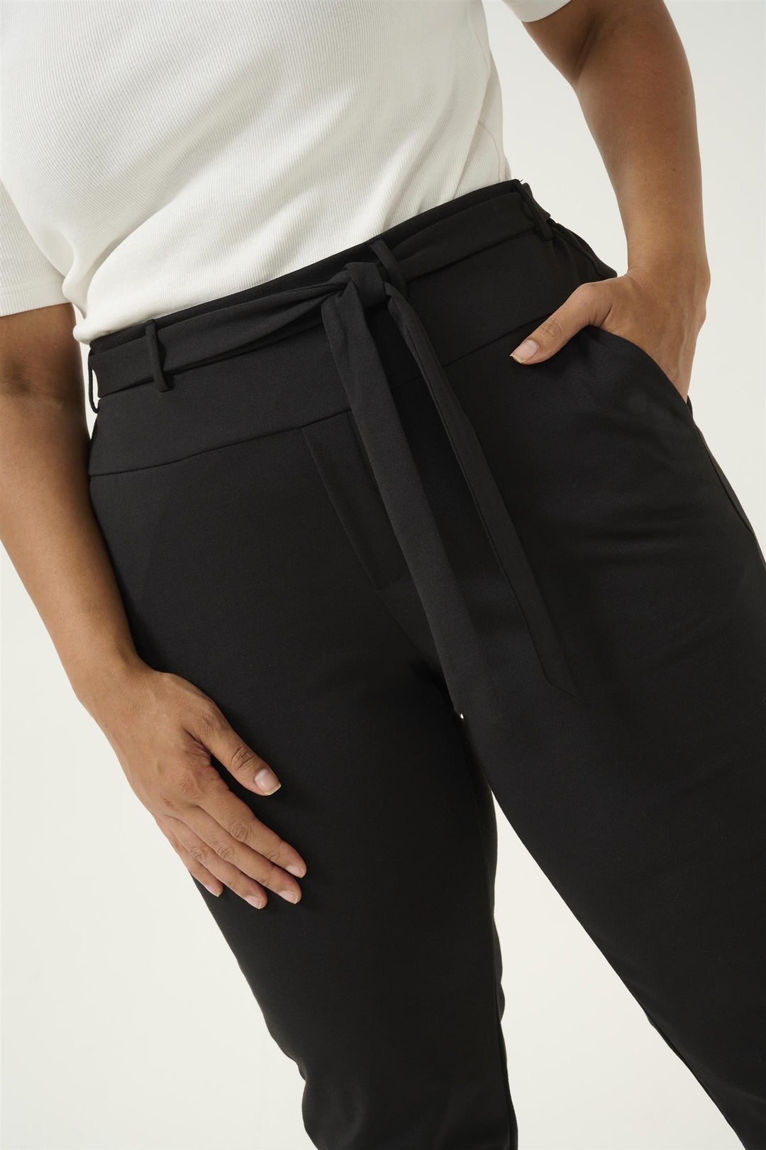 KCjenna Belt Pant - Black