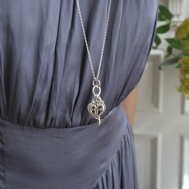 Open My Heart Necklace Long - Silver