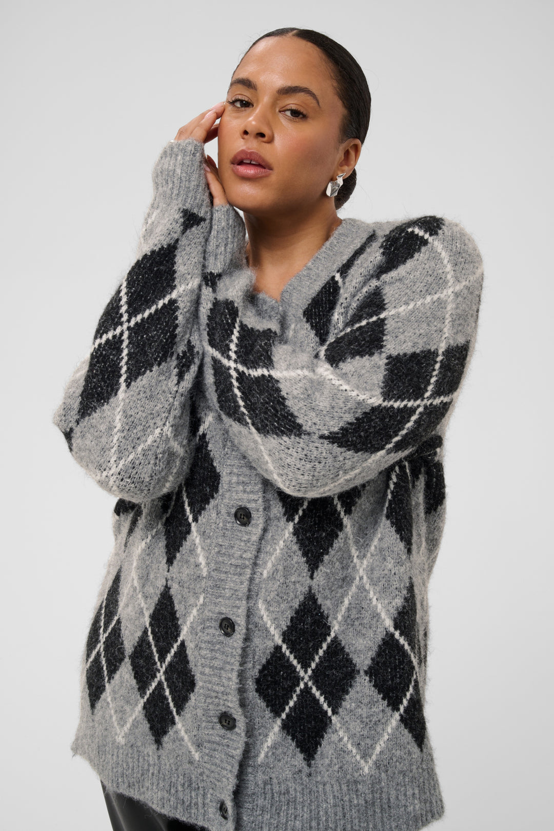 KCsima Cardigan - Black/GM/White Argyle